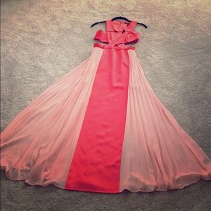 BCBG .MAXAZRIA Gown, plissé fabric, cutout detail